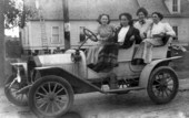 Young ladies going for a drive - Bartow, Florida