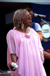 Mary McClain singing gospel - White Springs, Florida