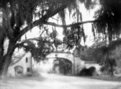 Entrance to Los Robles - Tallahassee, Florida