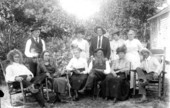 "The jolly old crowd in Auburndale, Fla."