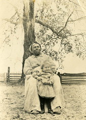 Susie Scruggs with "Aunt Pink" in Leon County, Florida.