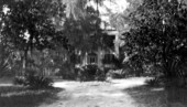 Roundabout driveway at the Grove - Tallahassee, Florida.